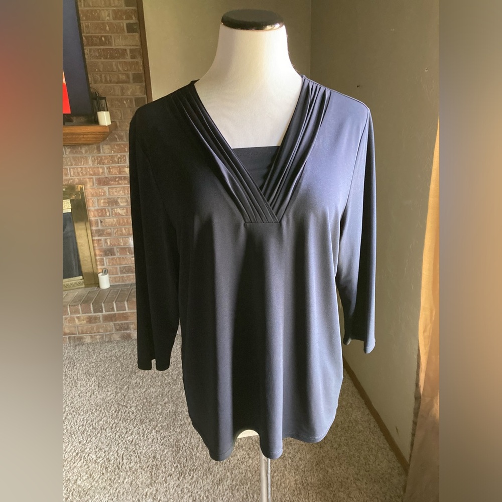 east 5th Black Top Size XL